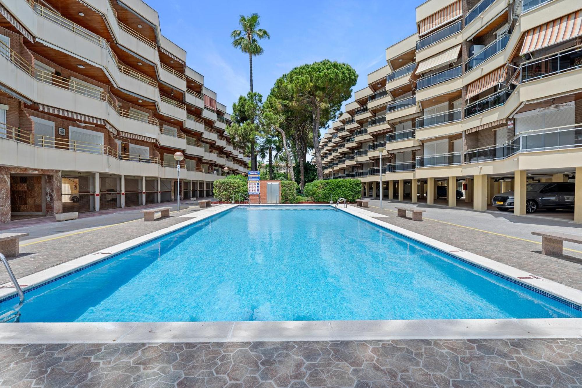 Appartement Cambrils Front De Mer Exterior photo